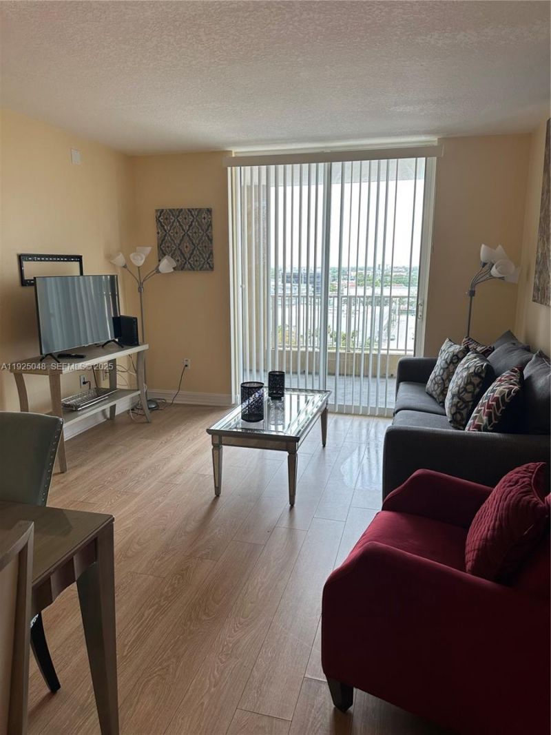 117 NW 42nd Ave, Unit 800, Miami, FL 33126 Photo