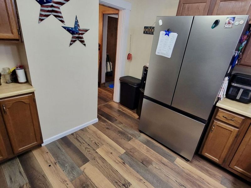 140 W Mound Street, South Charleston, OH 45368 Photo 11