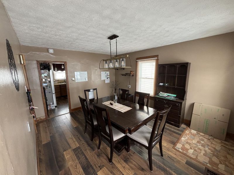 140 W Mound Street, South Charleston, OH 45368 Photo 7