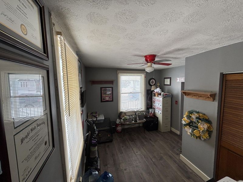 140 W Mound Street, South Charleston, OH 45368 Photo 8