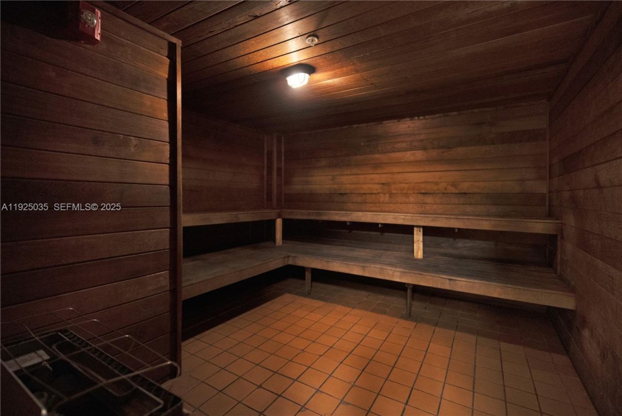 1925 Brickell Ave, Unit D2006, Miami, FL 33129 Photo