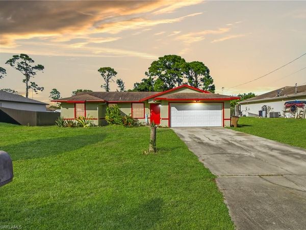 2802 2ND ST SW, LEHIGH ACRES, FL 33976