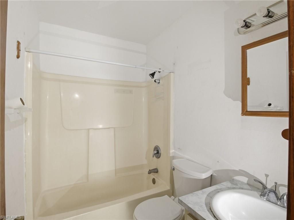 2802 2nd St Sw, Lehigh Acres, FL 33976 Photo