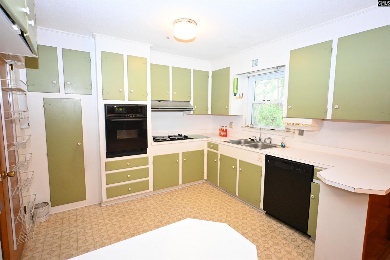 2015 Stratford Road Photo 11