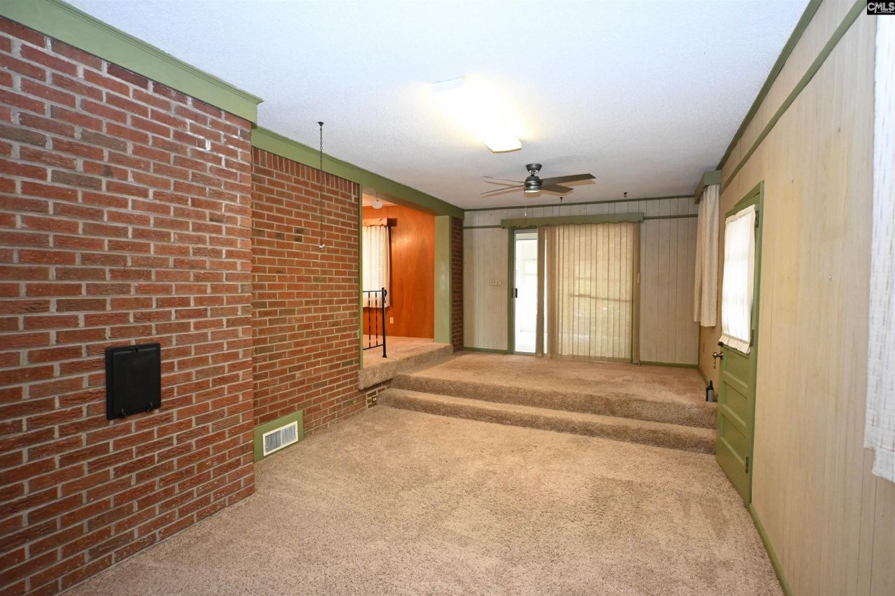 2015 Stratford Road Photo 15