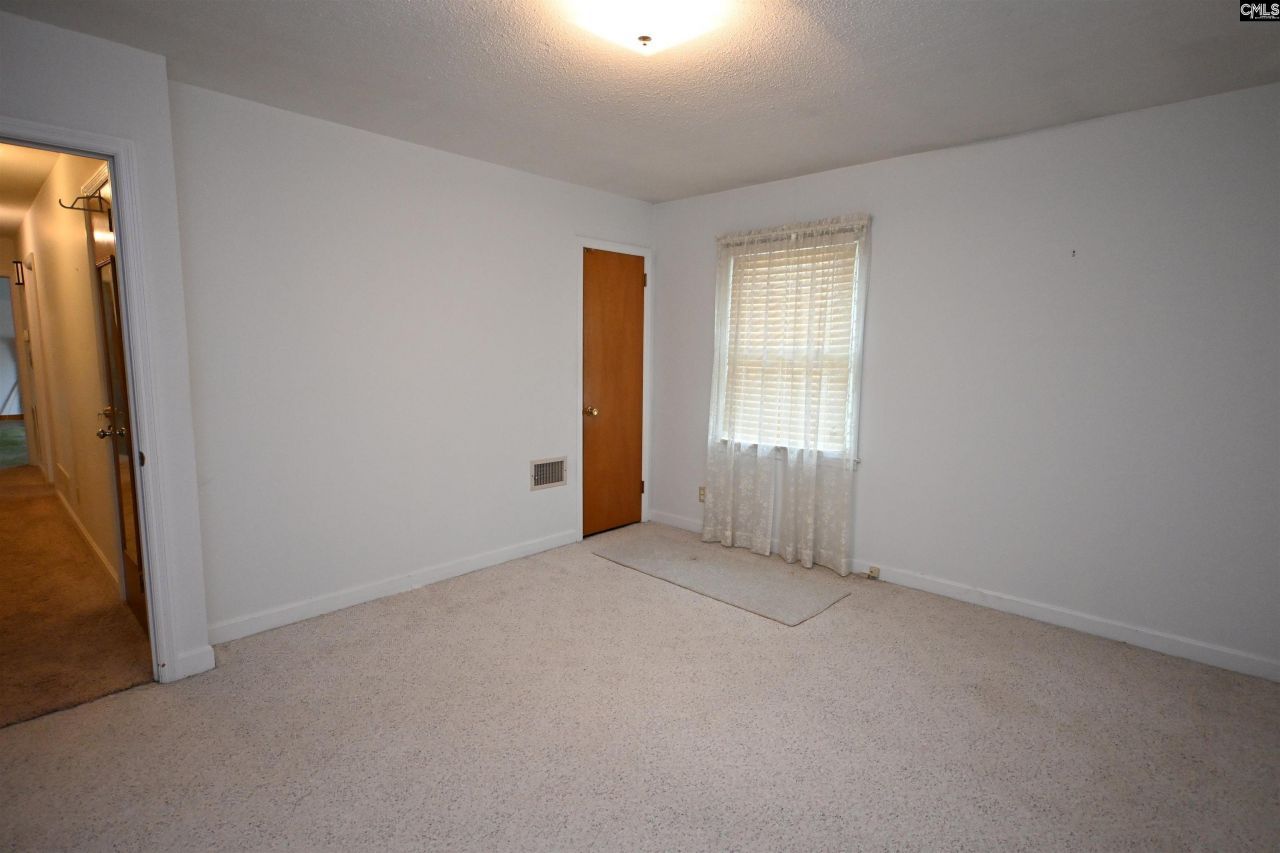 2015 Stratford Road Photo 22