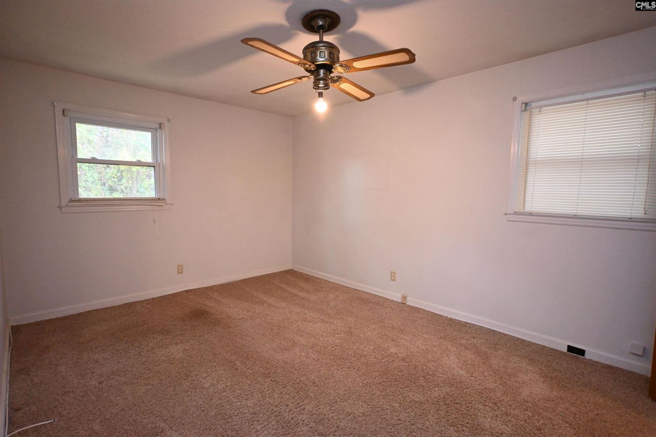 2015 Stratford Road Photo 28