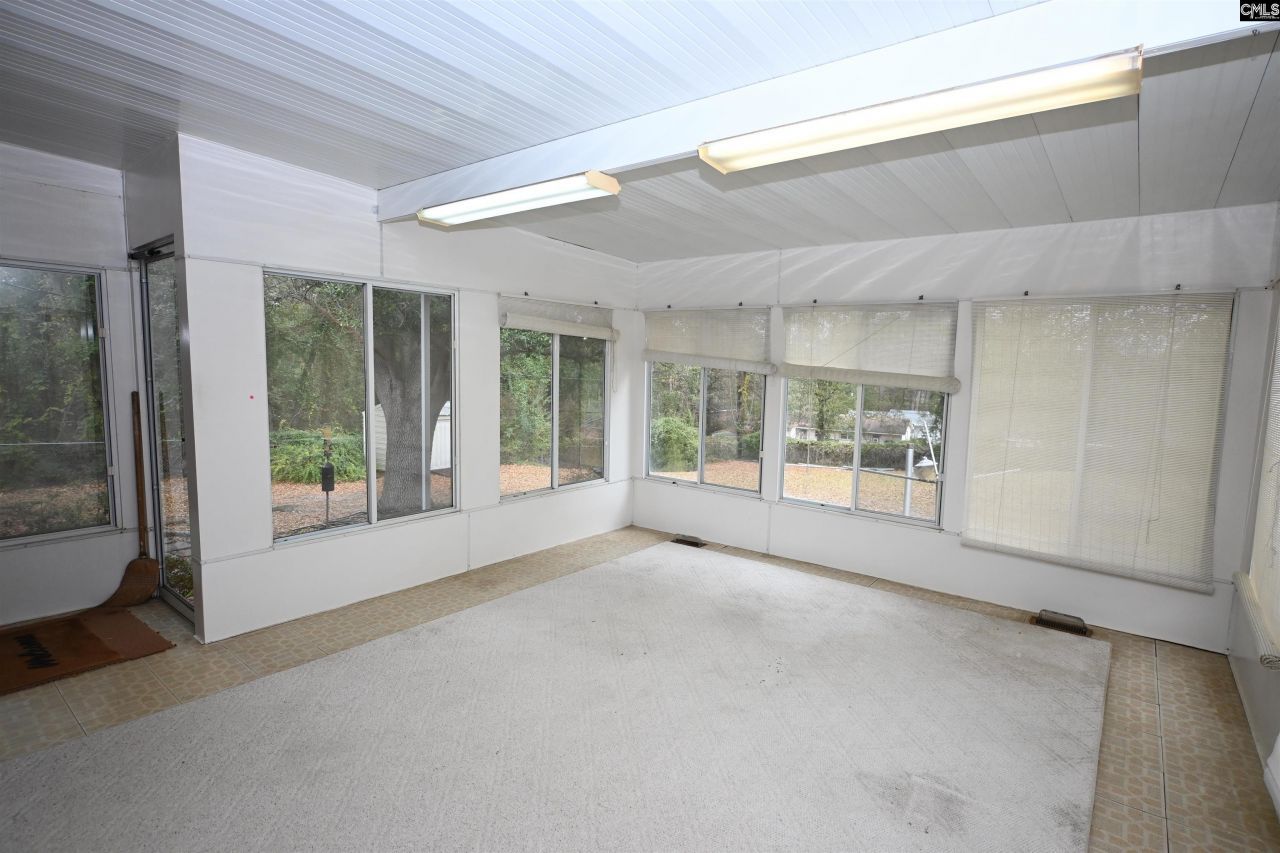 2015 Stratford Road Photo 35