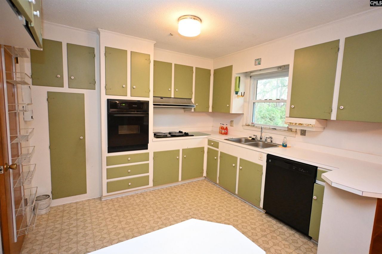 2015 Stratford Road Photo 8