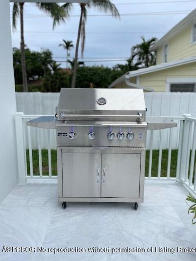 402 Seabreeze Avenue, Palm Beach, FL 33480 Photo