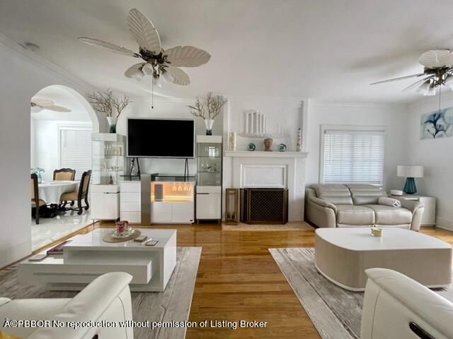 402 Seabreeze Avenue, Palm Beach, FL 33480 Photo