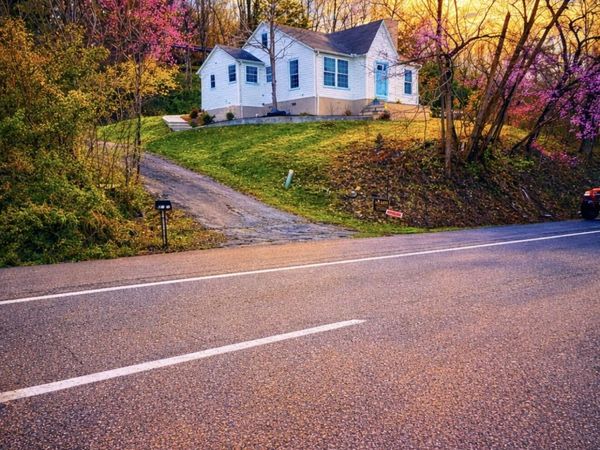 739 W Main Street Street, Sevierville, TN 37862