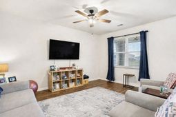 3923 Nandina Ct. photo 4