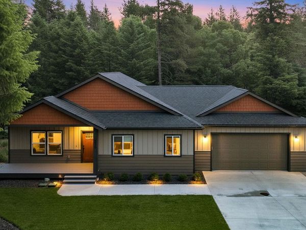 826 Thomas Ln, Newport, WA 99156