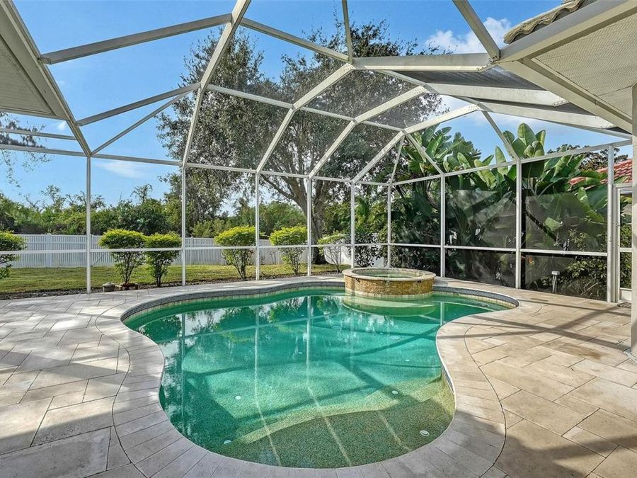 Property Image 75