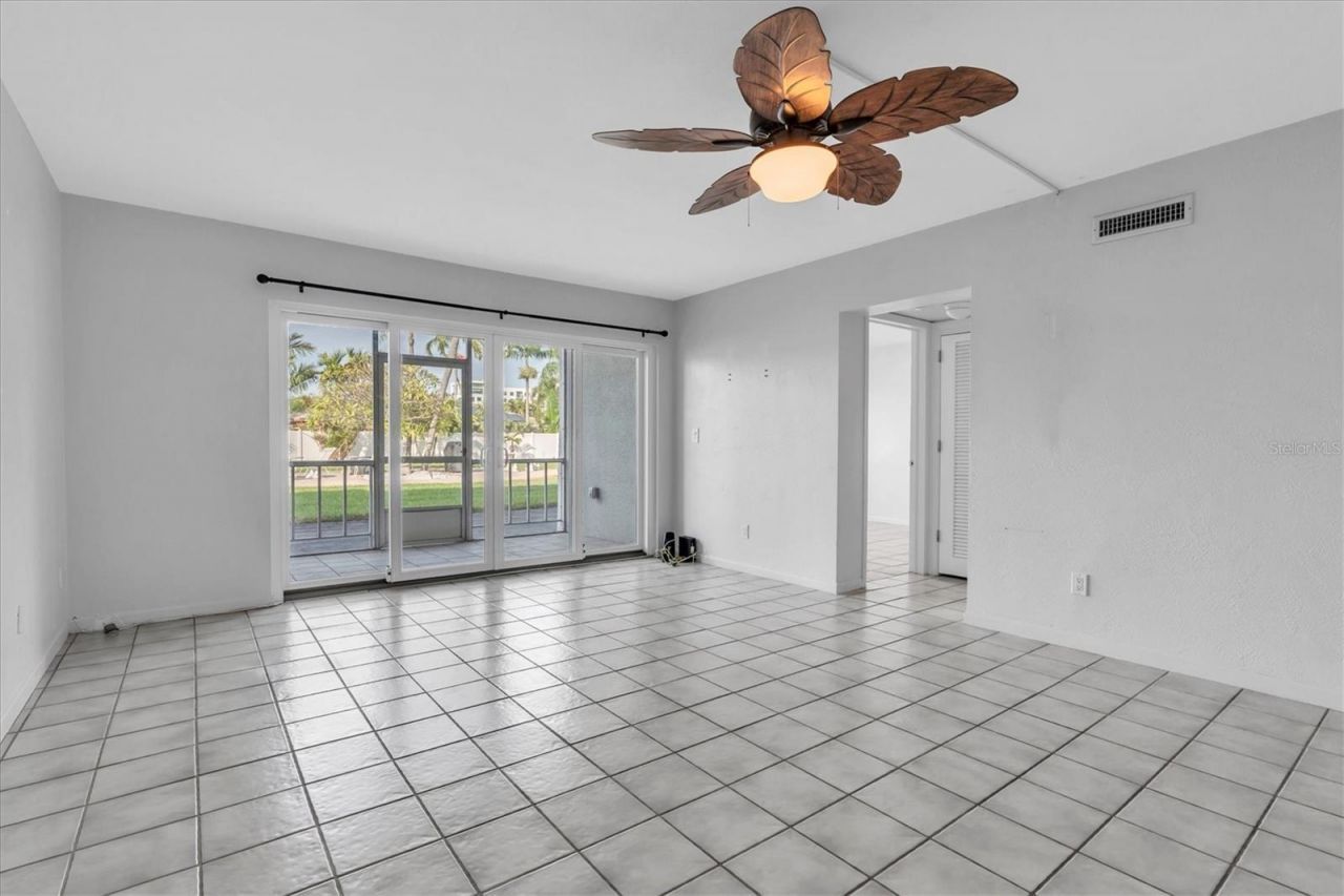 3717 46th Avenue S, Unit 6, Saint Petersburg, FL 33711 Photo