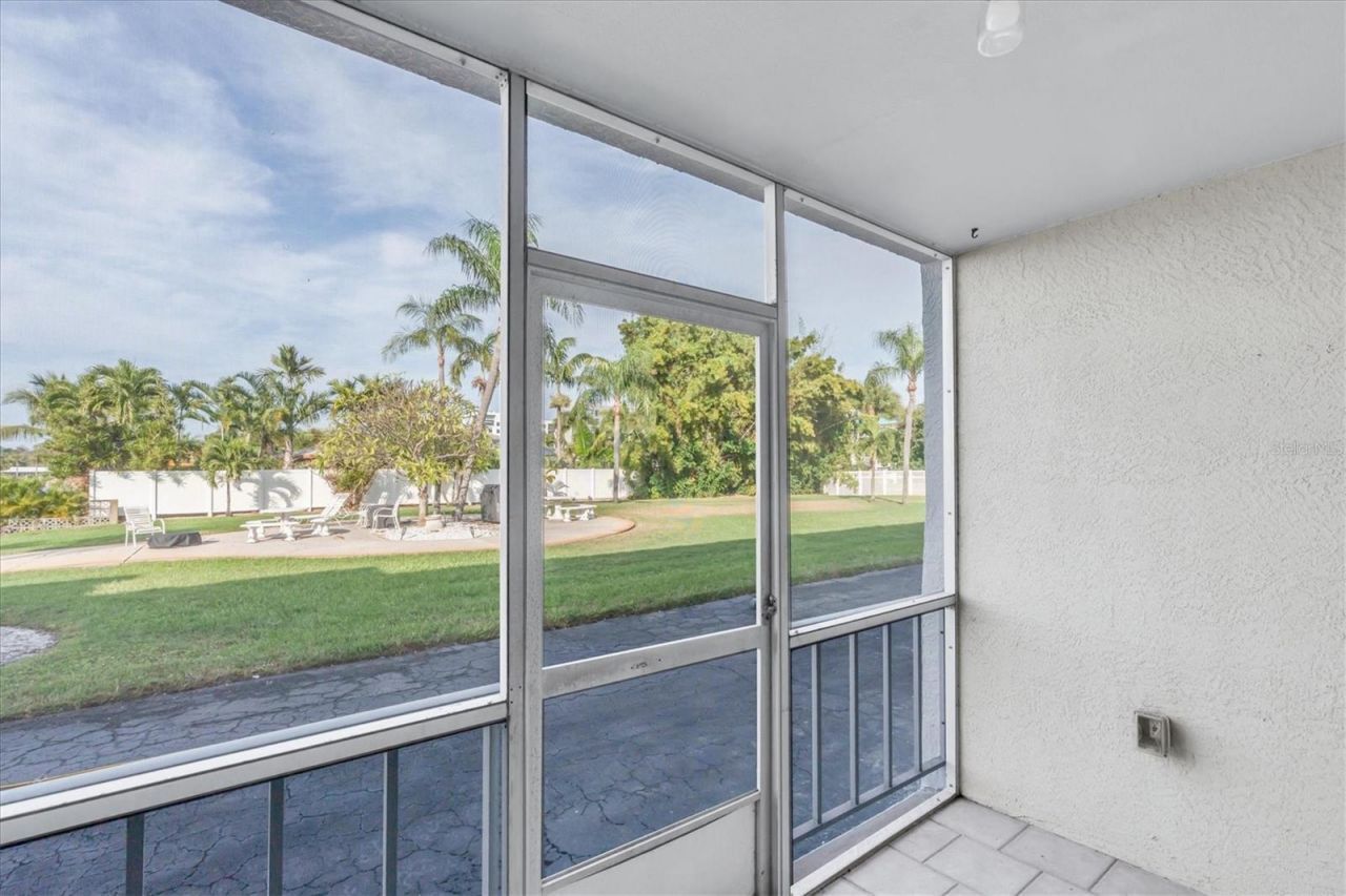 3717 46th Avenue S, Unit 6, Saint Petersburg, FL 33711 Photo