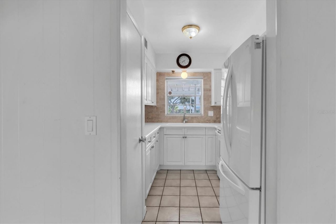 3717 46th Avenue S, Unit 6, Saint Petersburg, FL 33711 Photo