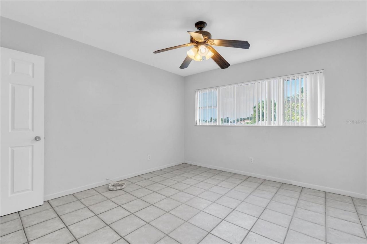 3717 46th Avenue S, Unit 6, Saint Petersburg, FL 33711 Photo