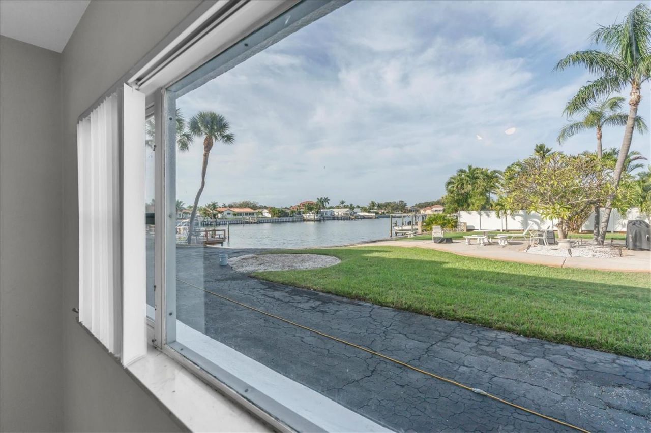 3717 46th Avenue S, Unit 6, Saint Petersburg, FL 33711 Photo