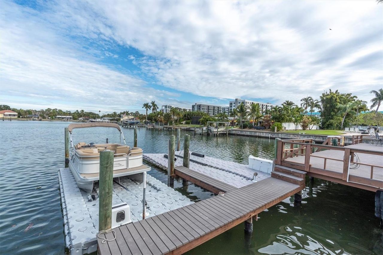 3717 46th Avenue S, Unit 6, Saint Petersburg, FL 33711 Photo