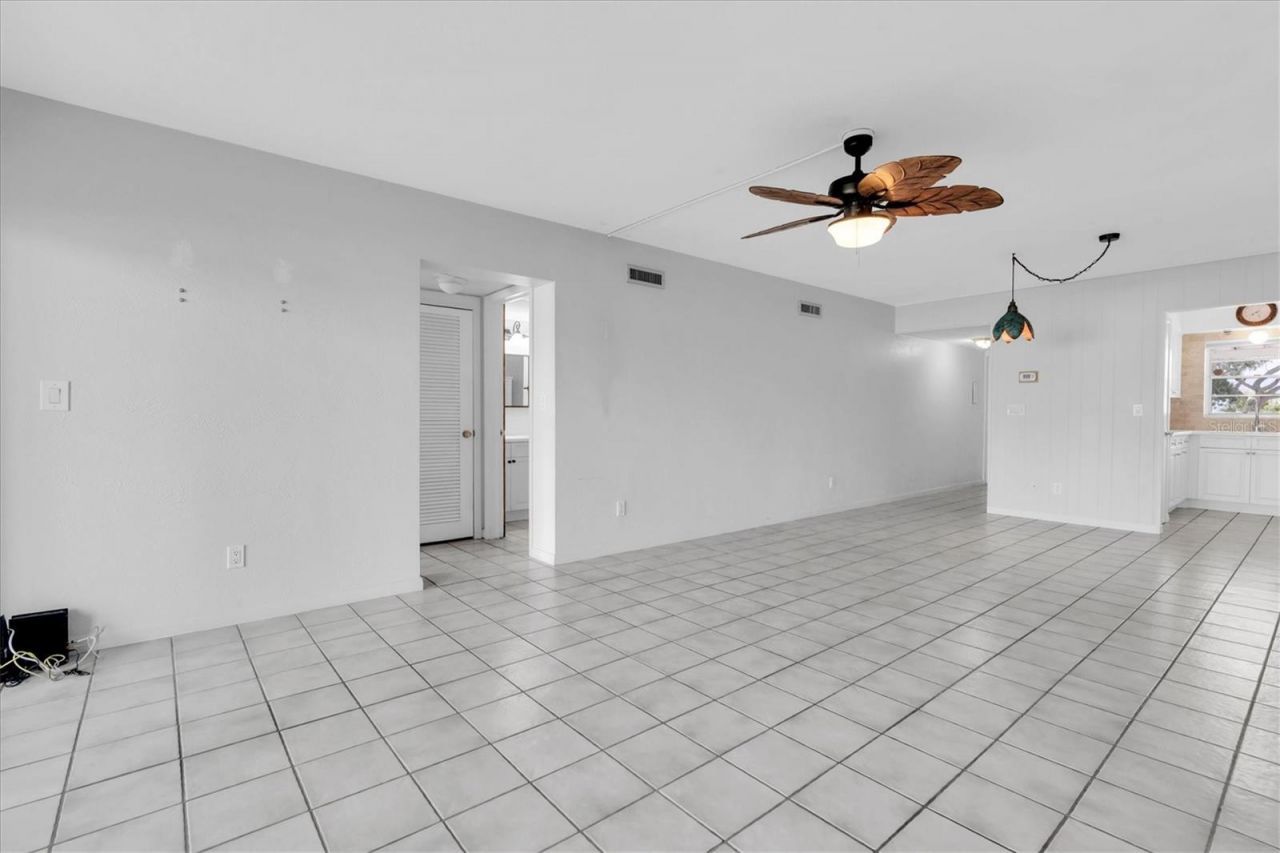 3717 46th Avenue S, Unit 6, Saint Petersburg, FL 33711 Photo