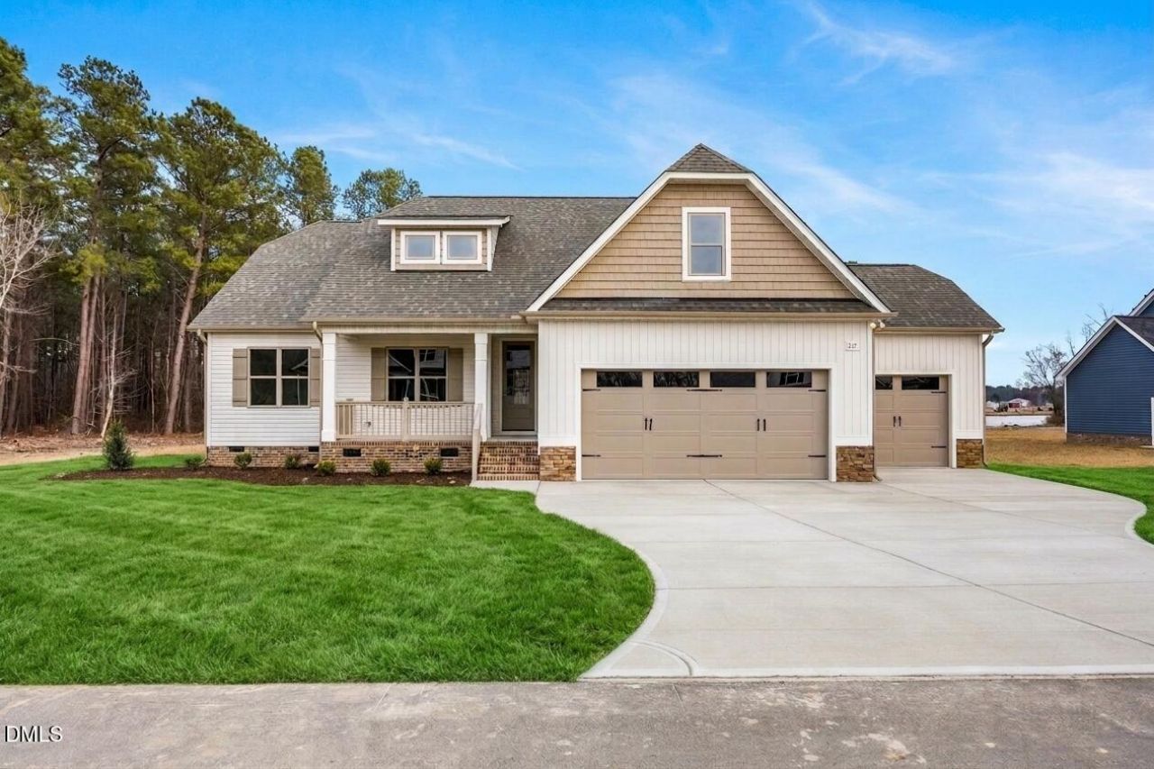 217 Freedom Rdg Drive, Smithfield, NC 27577 Main Photo