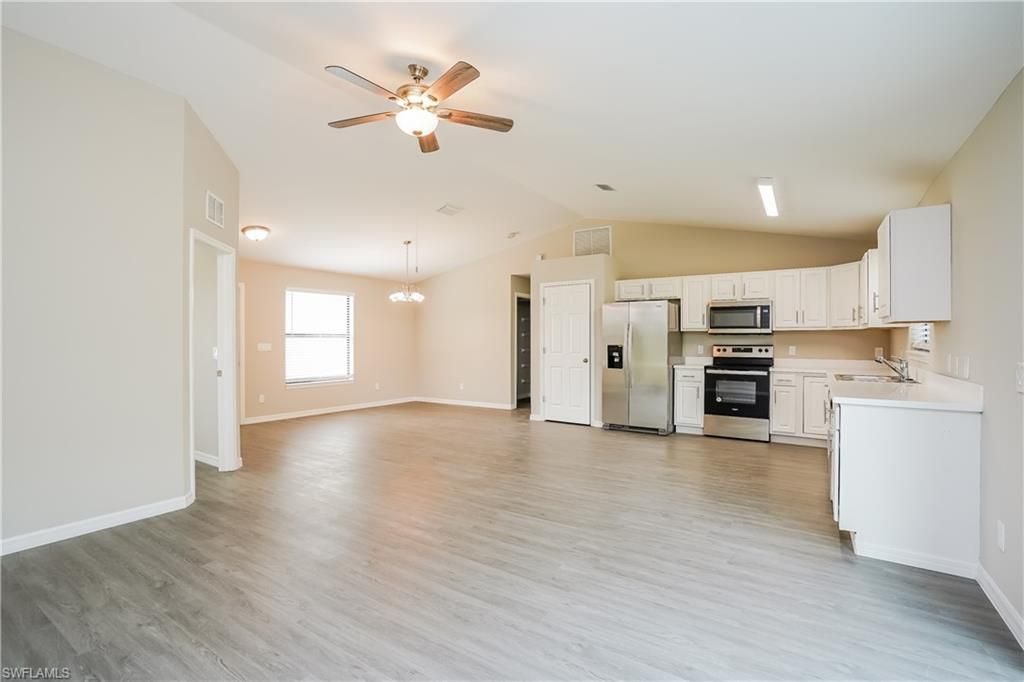 431 Gray Ave S, Lehigh Acres, FL 33974 Photo
