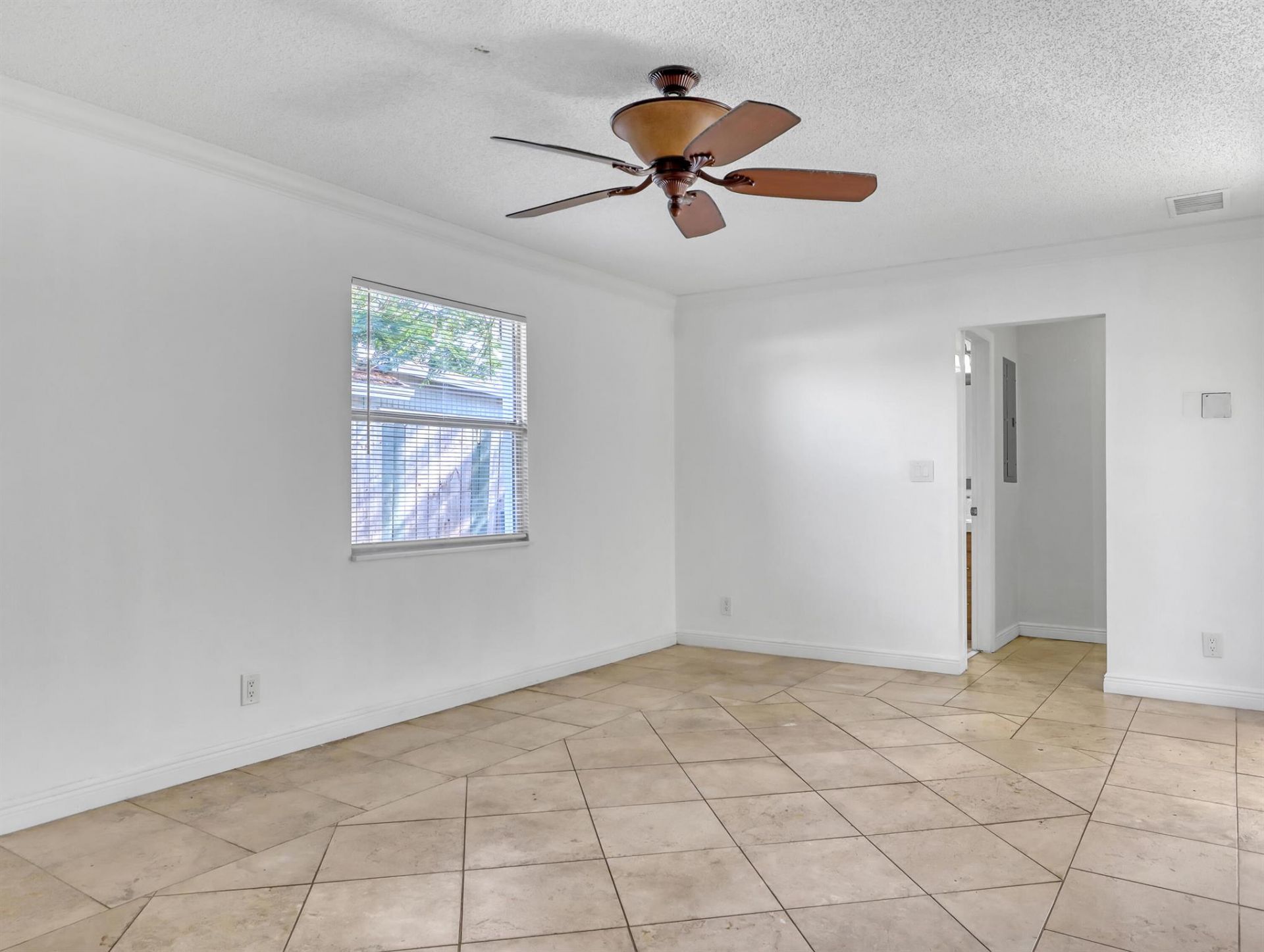 10404 Carmen Lane, Royal Palm Beach, FL 33411 Photo