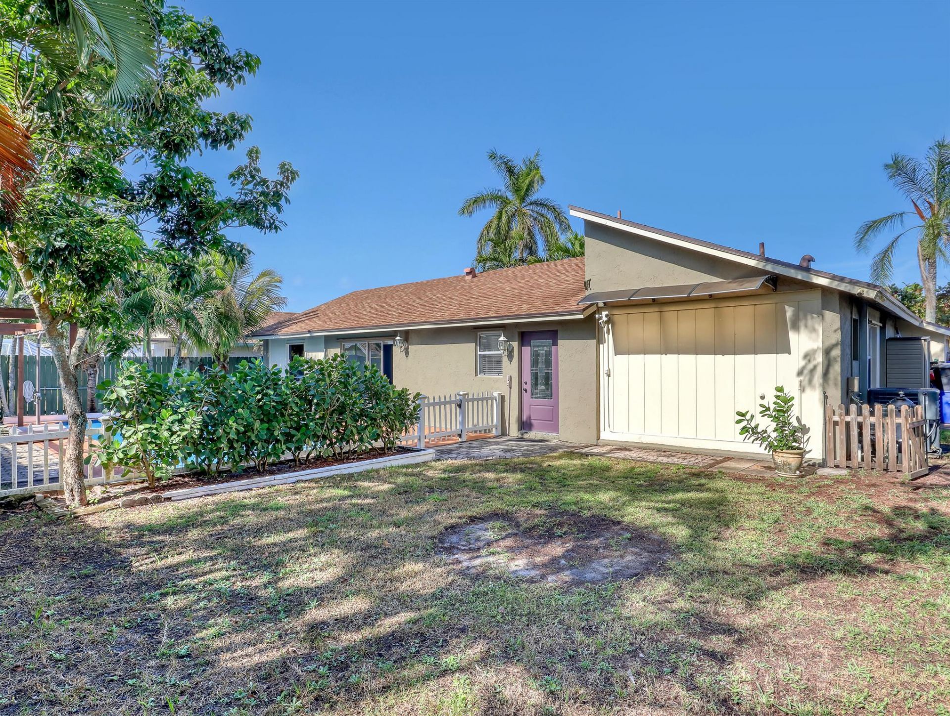 10404 Carmen Lane, Royal Palm Beach, FL 33411 Photo