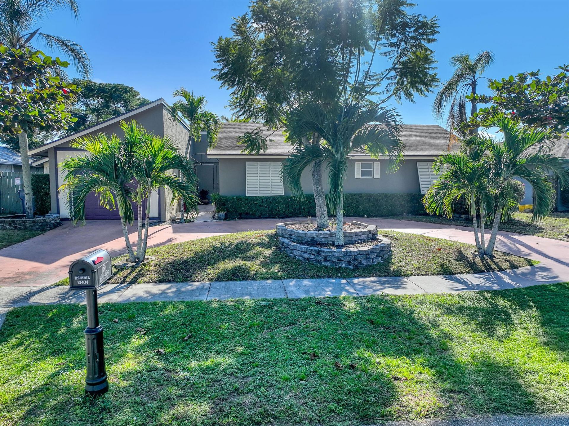 10404 Carmen Lane, Royal Palm Beach, FL 33411 Photo