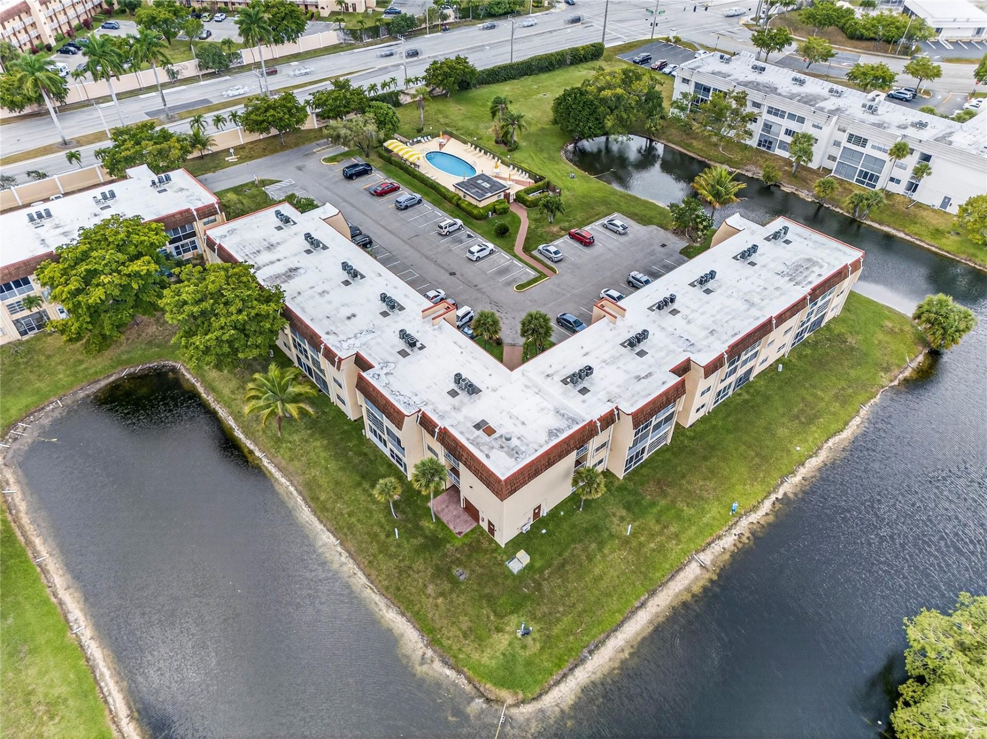 2900 N Pine Island Road, Unit 312, Sunrise, FL 33322 Photo