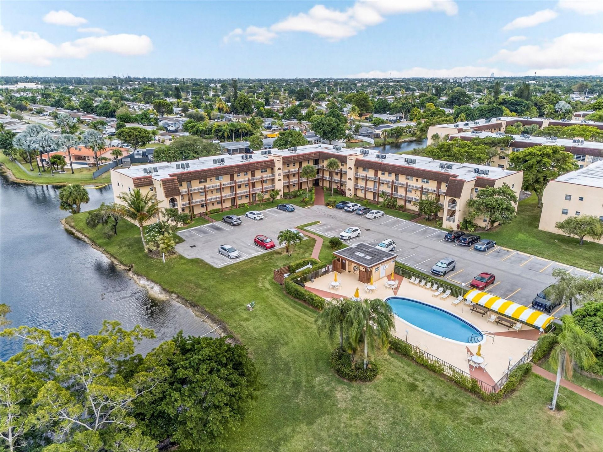 2900 N Pine Island Road, Unit 312, Sunrise, FL 33322 Photo