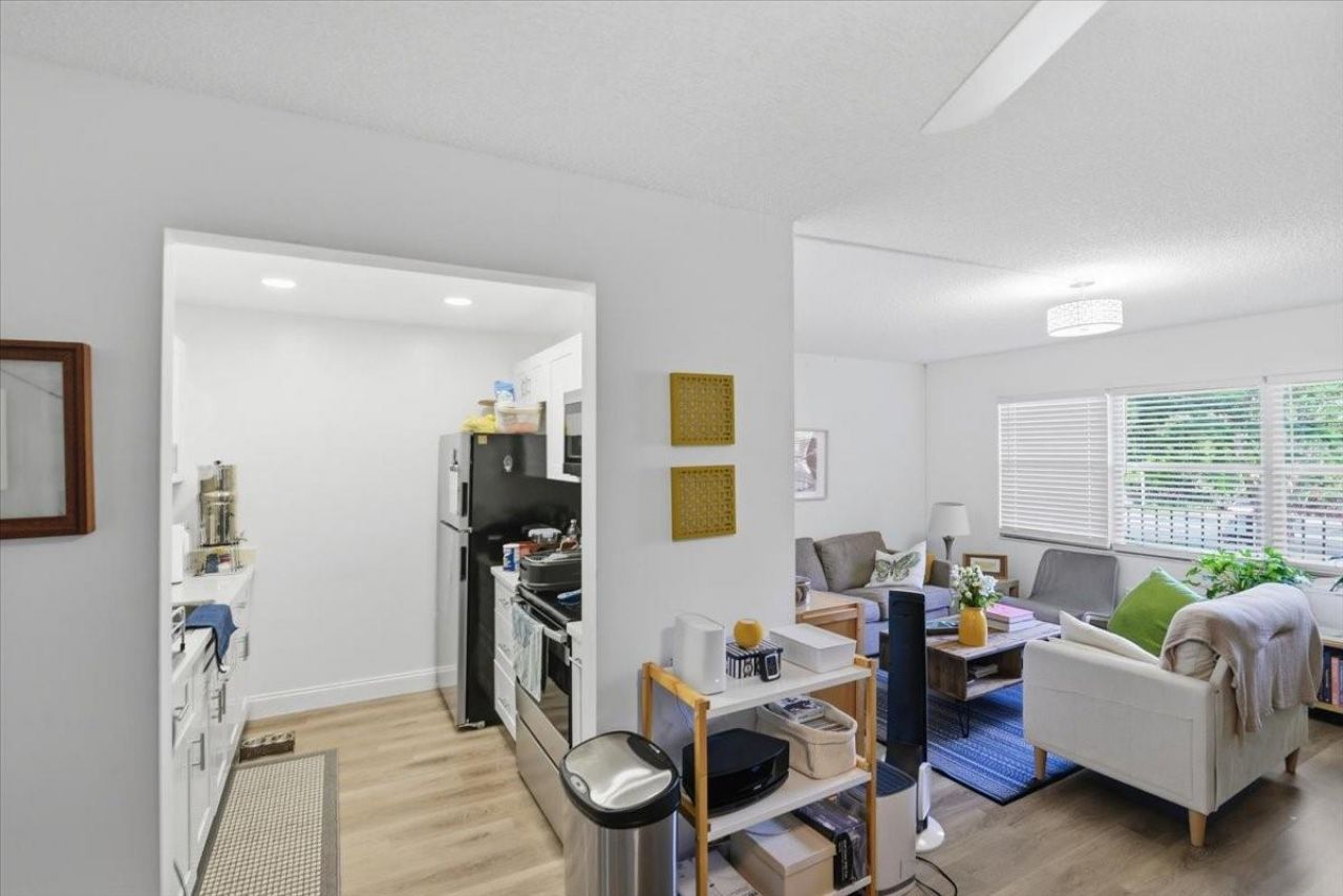 13300 SW 1st Street, Unit 206o, Pembroke Pines, FL 33027 Photo