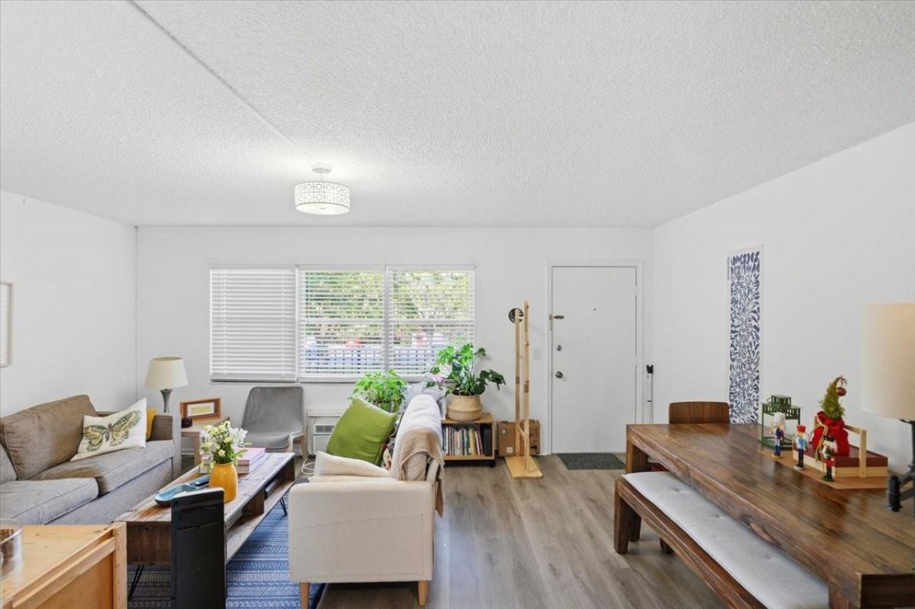 13300 SW 1st Street, Unit 206o, Pembroke Pines, FL 33027 Photo