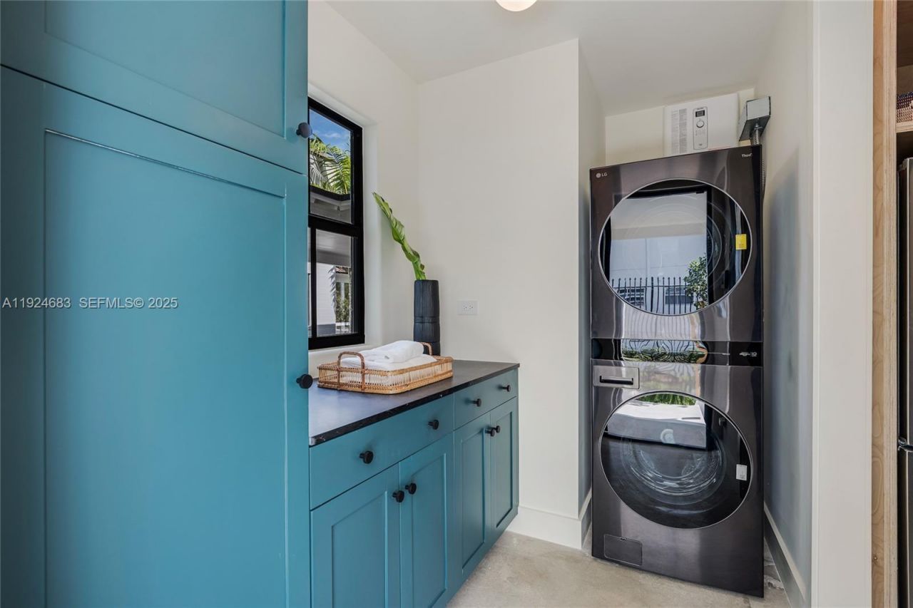 3603 Thomas Avenue, Miami, FL 33133 Photo