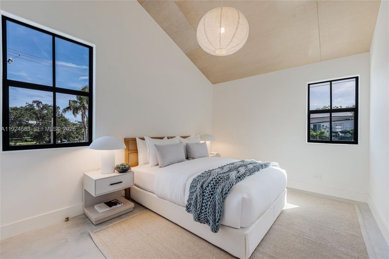 3603 Thomas Avenue, Miami, FL 33133 Photo