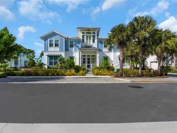 6561 Dominica DR, Unit 8-101, NAPLES, FL 34113