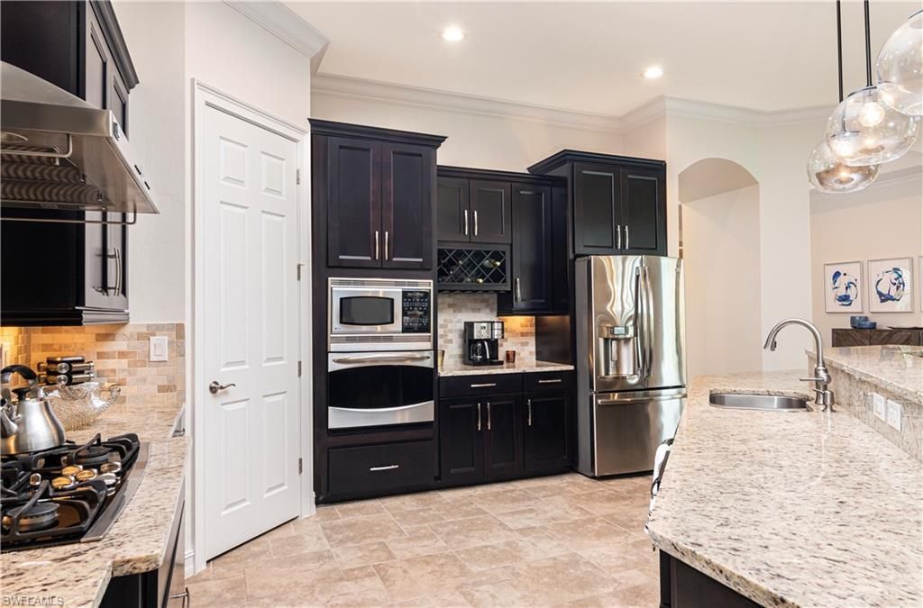 9287 Chiasso Cove Ct, Naples, FL 34114 Photo