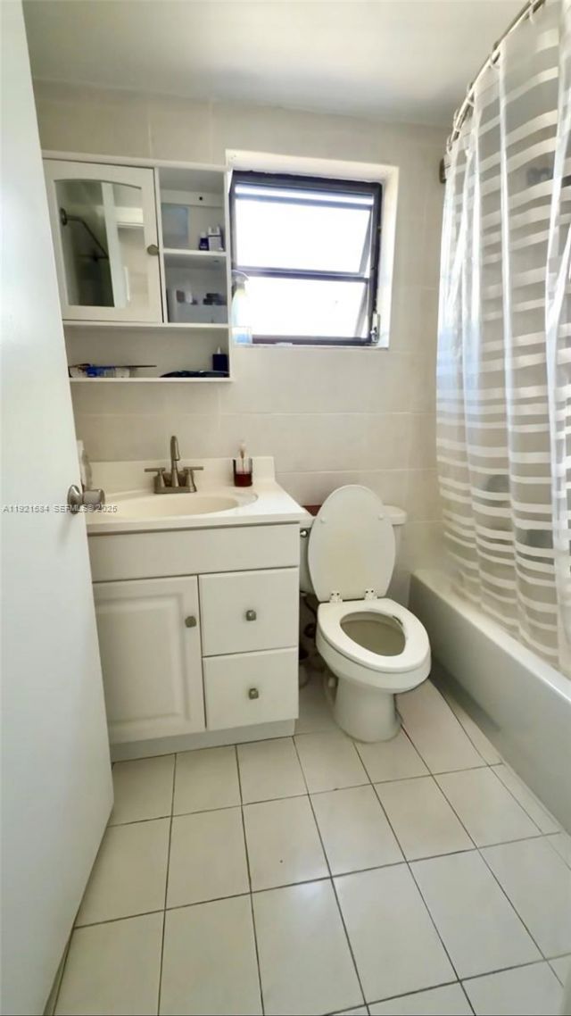 6445 Indian Creek Dr, Unit B10, Miami Beach, FL 33141 Photo