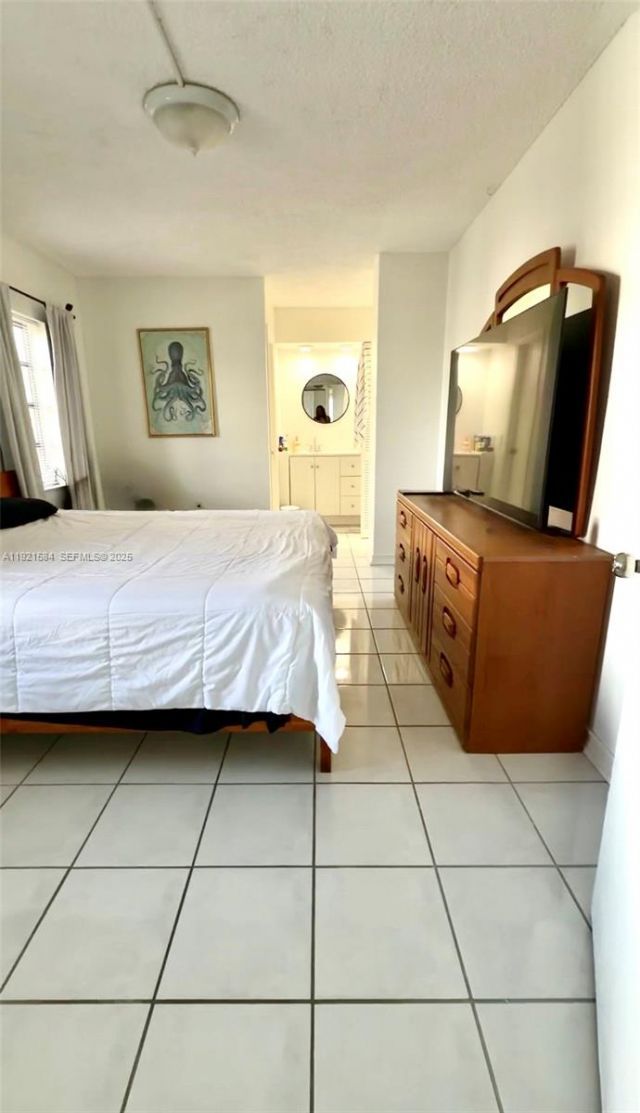 6445 Indian Creek Dr, Unit B10, Miami Beach, FL 33141 Photo