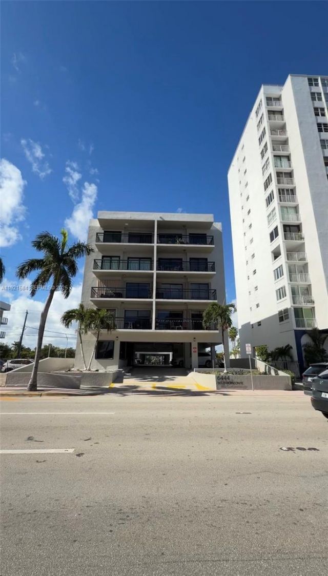 6445 Indian Creek Dr, Unit B10, Miami Beach, FL 33141 Photo