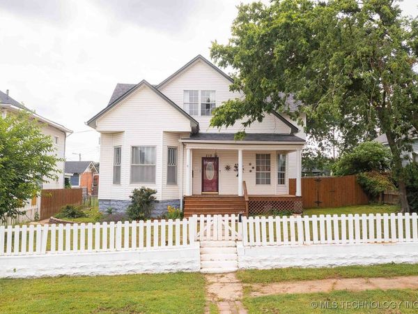 210 S Water Street , Sapulpa, OK 74066
