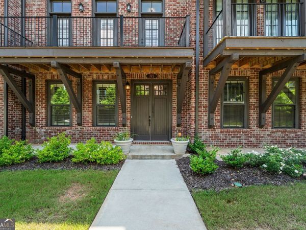 775 Hadley Lane NE, Marietta, GA 30068