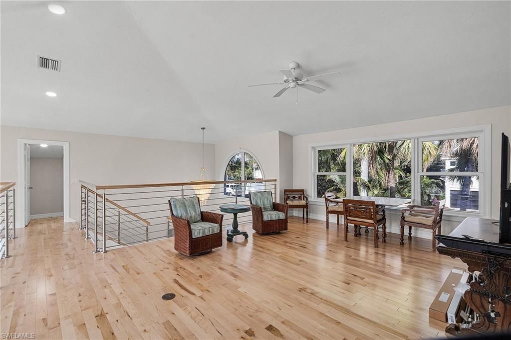 1543 San Carlos Bay Dr, Sanibel, FL 33957 Photo