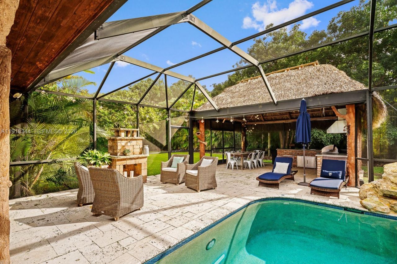 9890 SW 138th St, Miami, FL 33176 Photo