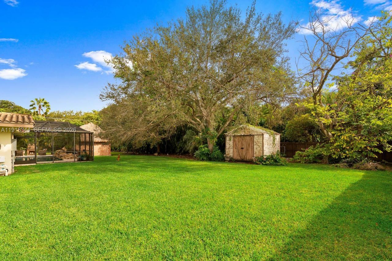 9890 SW 138th St, Miami, FL 33176 Photo