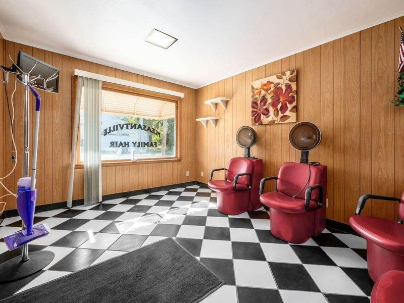 111 W Columbus Street, Pleasantville, OH 43148 Photo 11