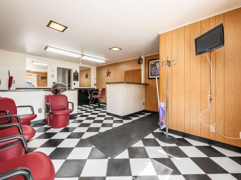 111 W Columbus Street, Pleasantville, OH 43148 Photo 9