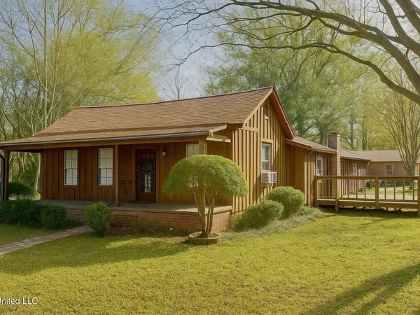 16 Fava Street, Alligator, MS 38720